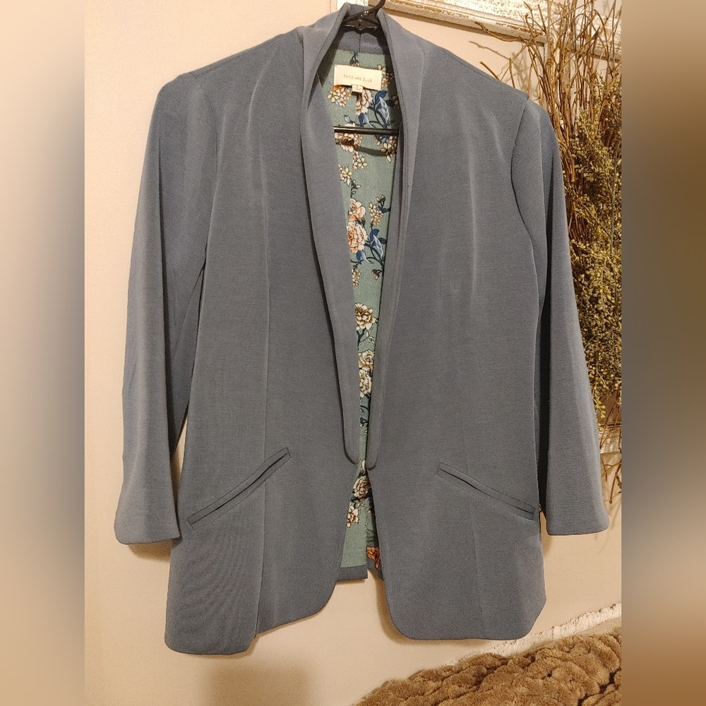 Skies are blue blazer